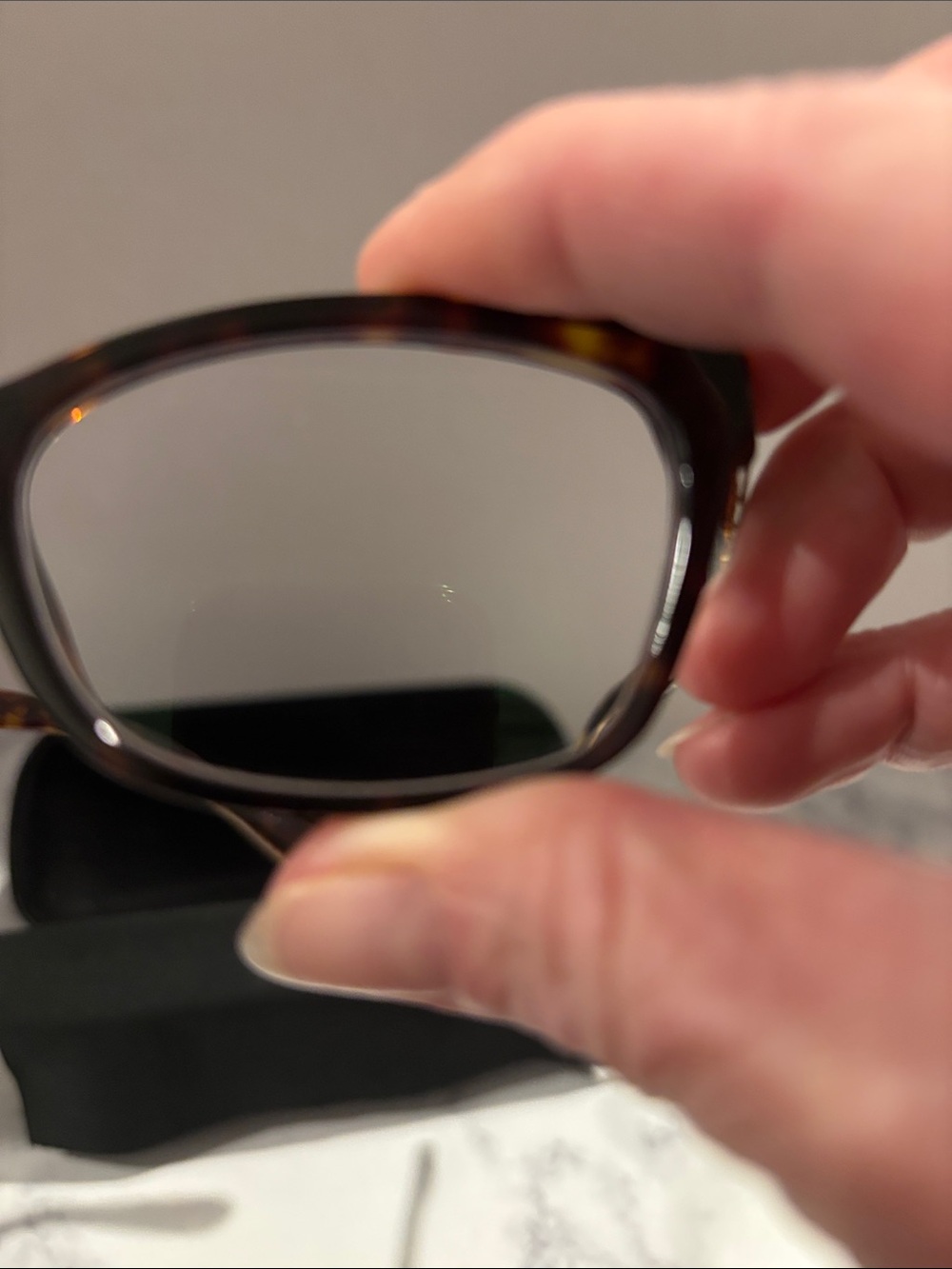 Coach Women's Tortoiseshell Rectangle Glasses in Dark Brown and Amber Highlights - Picture 6 of 8